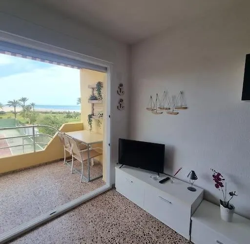 La Urbanizacion Con Mejores Vistas شقة