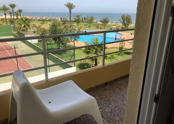 La Urbanizacion Con Mejores Vistas شقة