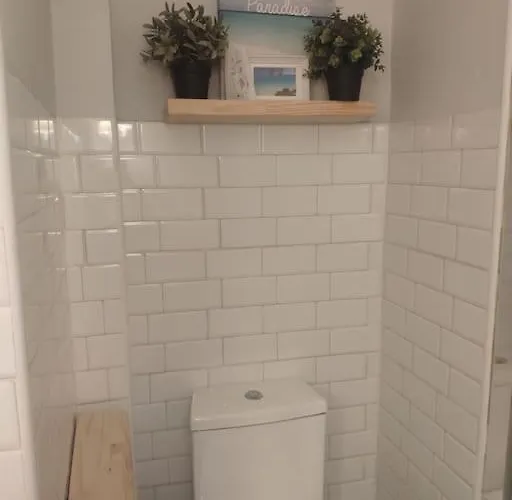 La Urbanizacion Con Mejores Vistas شقة